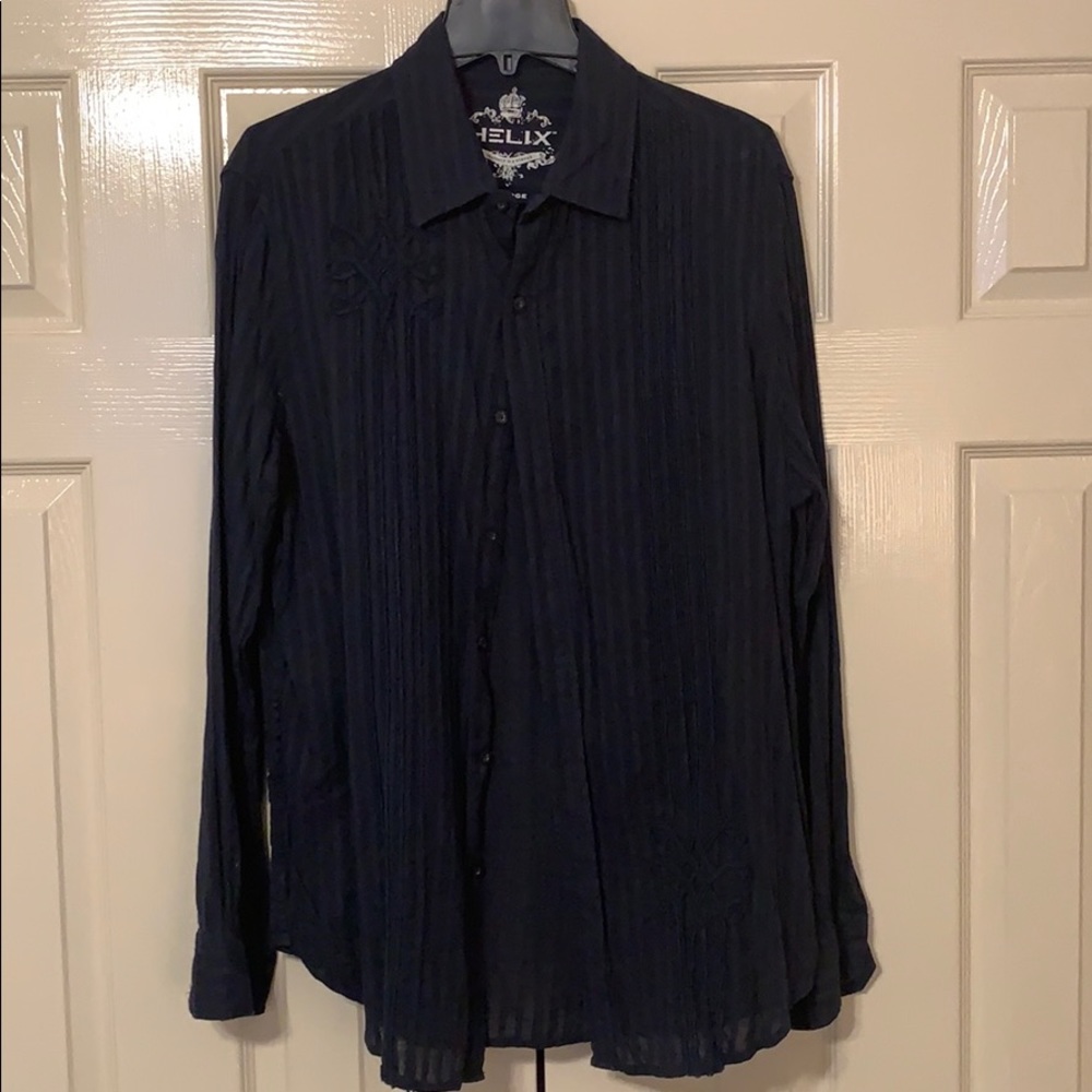 Men’s Helix button down shirt.